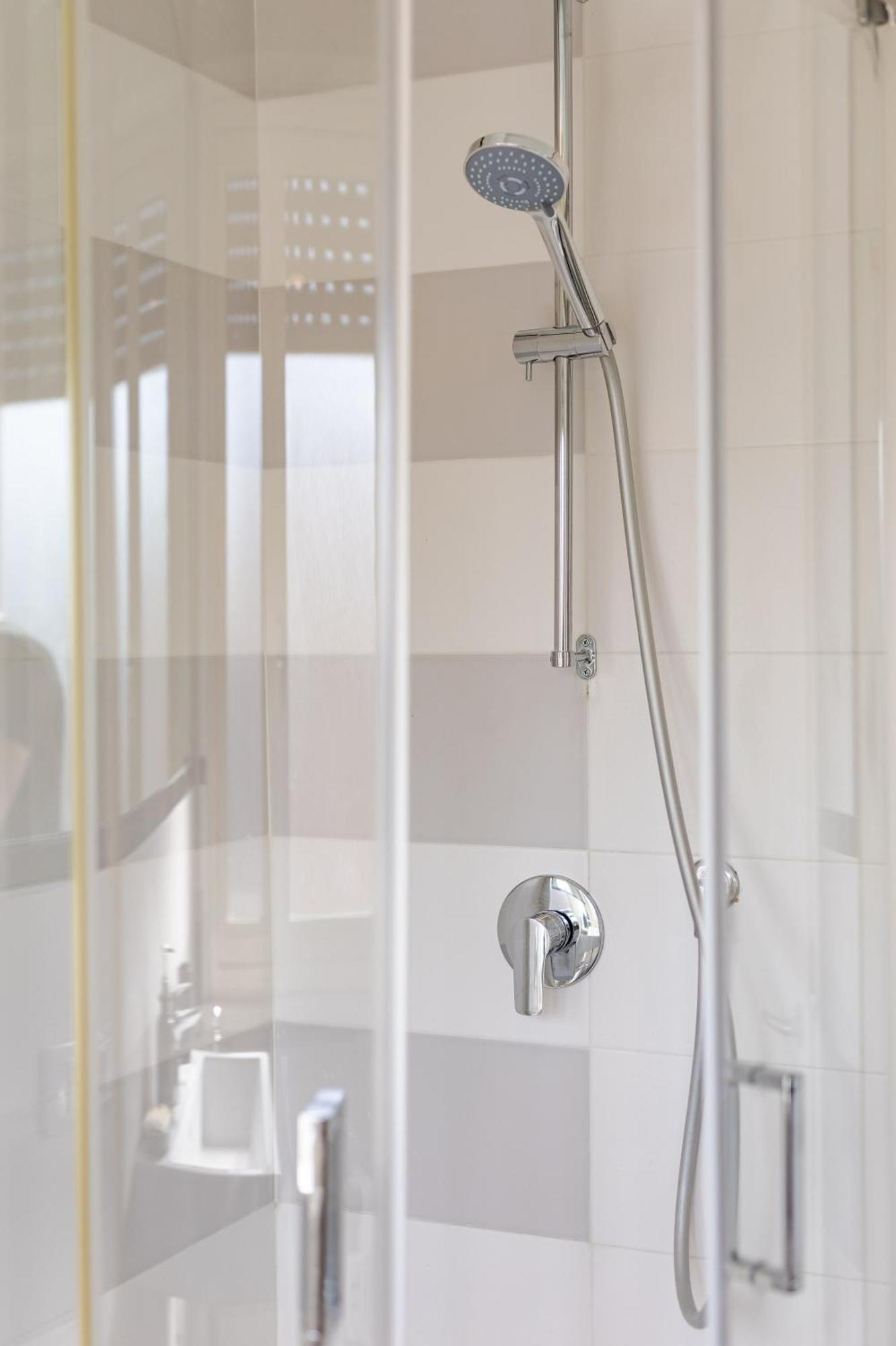 Apartamento Style134 50 Meters From Metro A Lucio Sestio Station