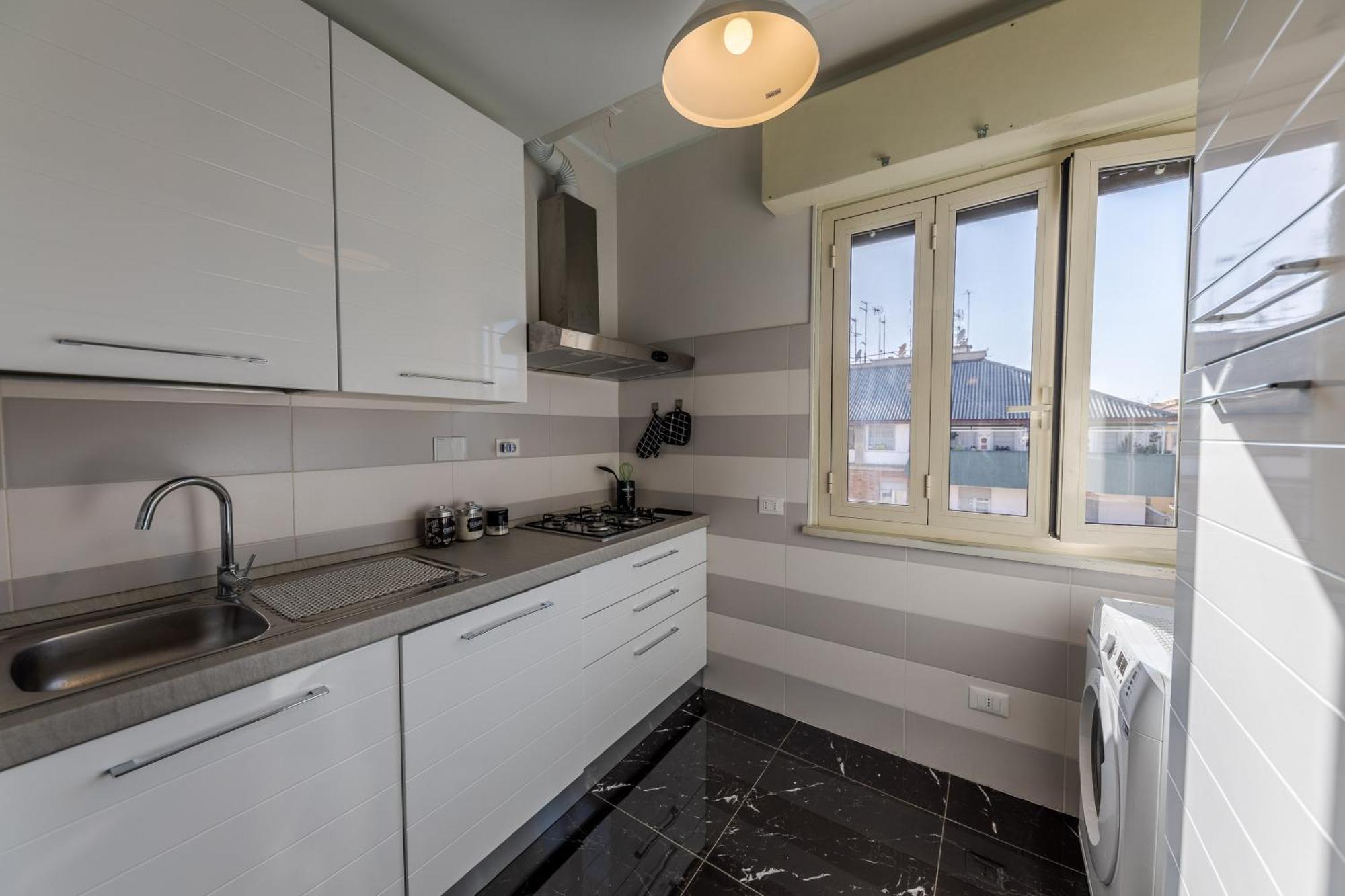 Style134 50 Meters From Metro A Lucio Sestio Station Apartamento Roma